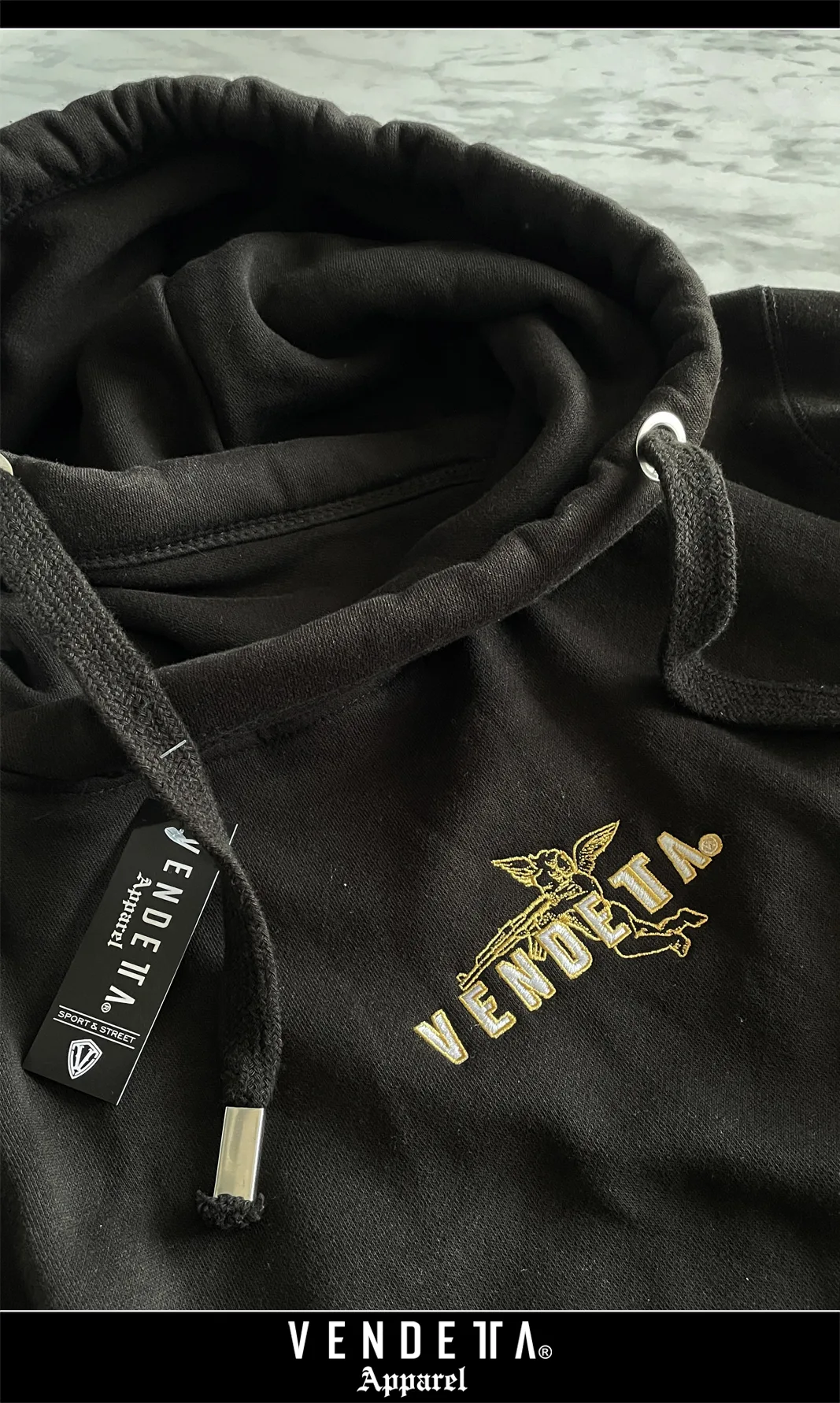 Mikina s kapucňou UNI / Vyšívaná / Hoodie Oversize Angel / Čierna-Gold / v1586 – Obrázok 2