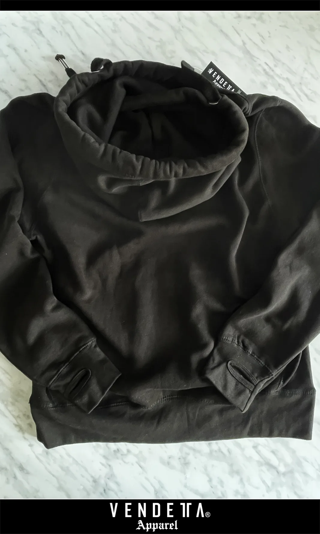 Mikina s kapucňou UNI / Vyšívaná / Hoodie Oversize Angel / Čierna-Gold / v1586 – Obrázok 3